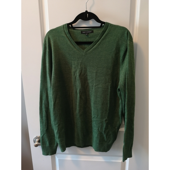 Green Sweater - Picture 1 of 1